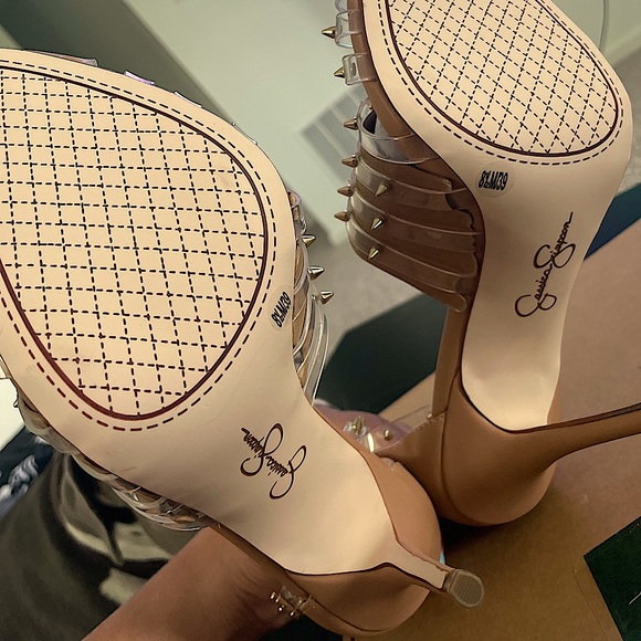 Jessica Simpson heels - Picture 4 of 4